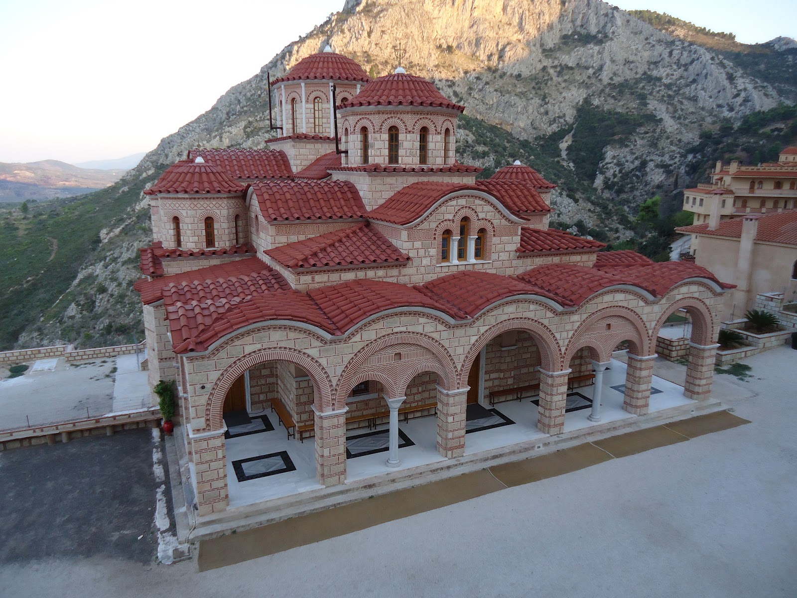 moni TimiouStavrou mapsou korinthia 02